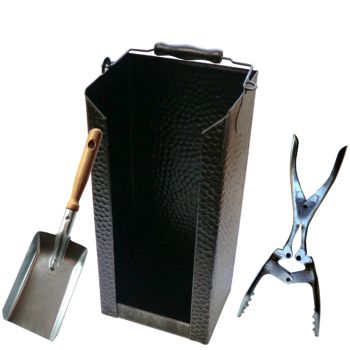 Preview: Brikettträger gehämmert + Zange + Schaufel mit Holzstiel Preview: Brikettträger gehämmert + Zange + Schaufel mit Holzstiel