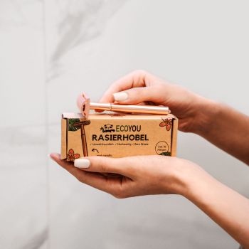 Preview: Rasierhobel EcoYou® | Metallic Rosé für Damen inkl.10 Klingen Preview: Rasierhobel EcoYou® | Metallic Rosé für Damen inkl.10 Klingen