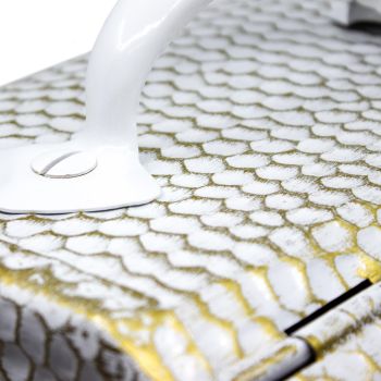 Preview: Nostalgie Kohlekasten Set weiß-gold | Zange + Schaufel blank verzinkt Preview: Kohlenkasten weiß-gold