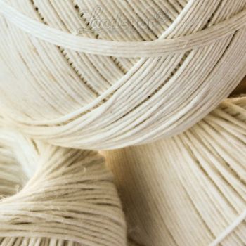 Preview: 3 x Schinkenfaden Knäuel weiss Preview: 3 x Schinkenfaden Knäuel weiss